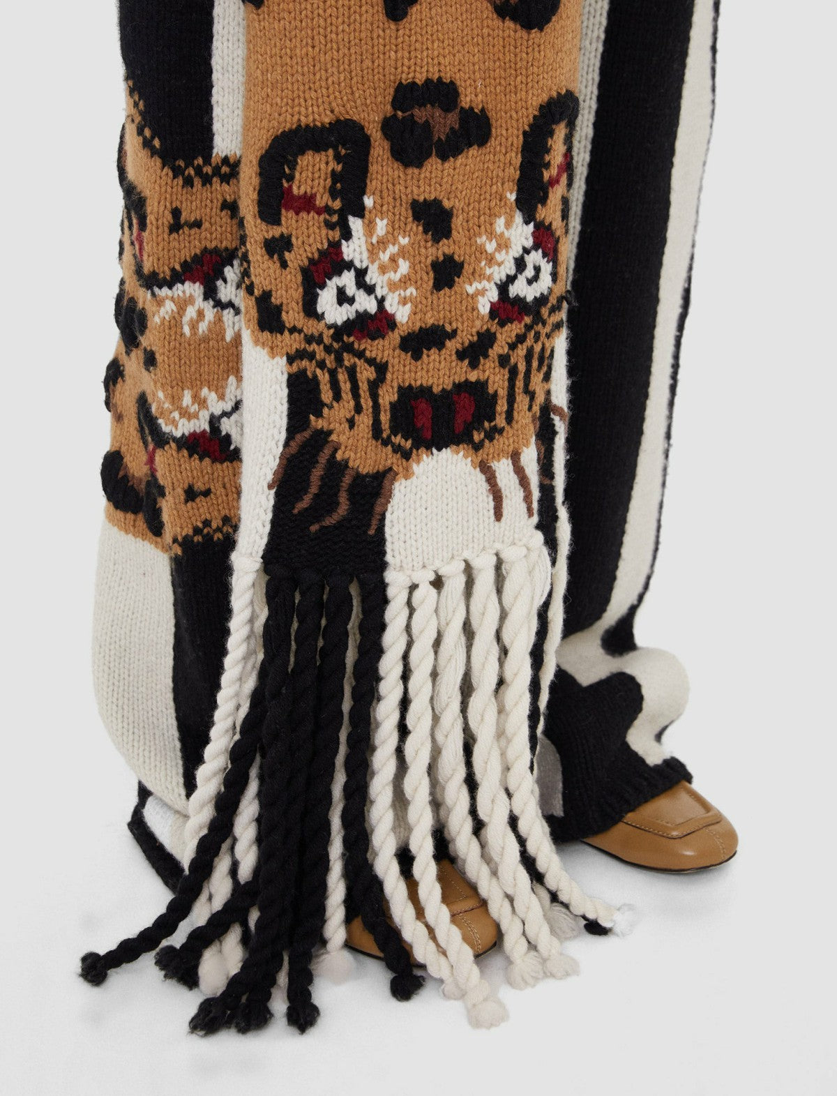JOSEPH Fashion Women Leopard Knit Scarf Camel Combo