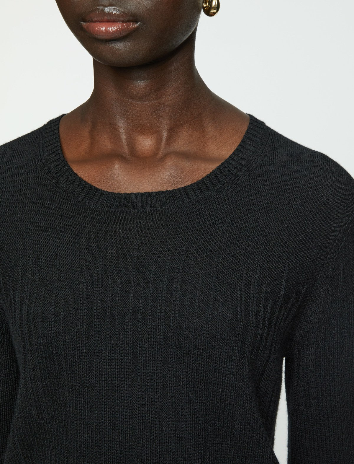 JOSEPH Fashion Women Gradient Stitch Round Neck Top Black