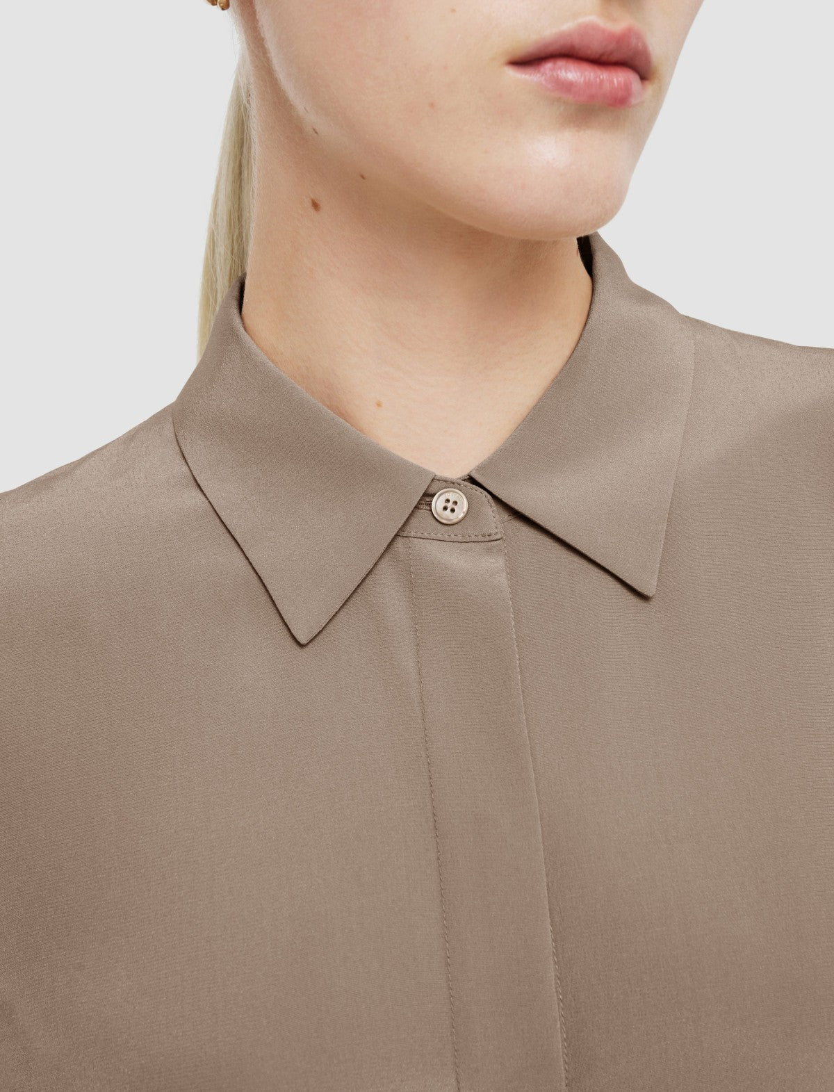 JOSEPH Fashion Women Bold Crepe de Soie Silk Blouse Escargot