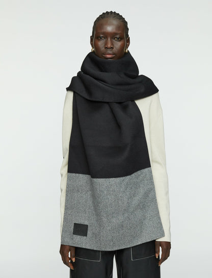 JOSEPH Fashion Women Double Face Wool Colourblock Scarf Black/Grey