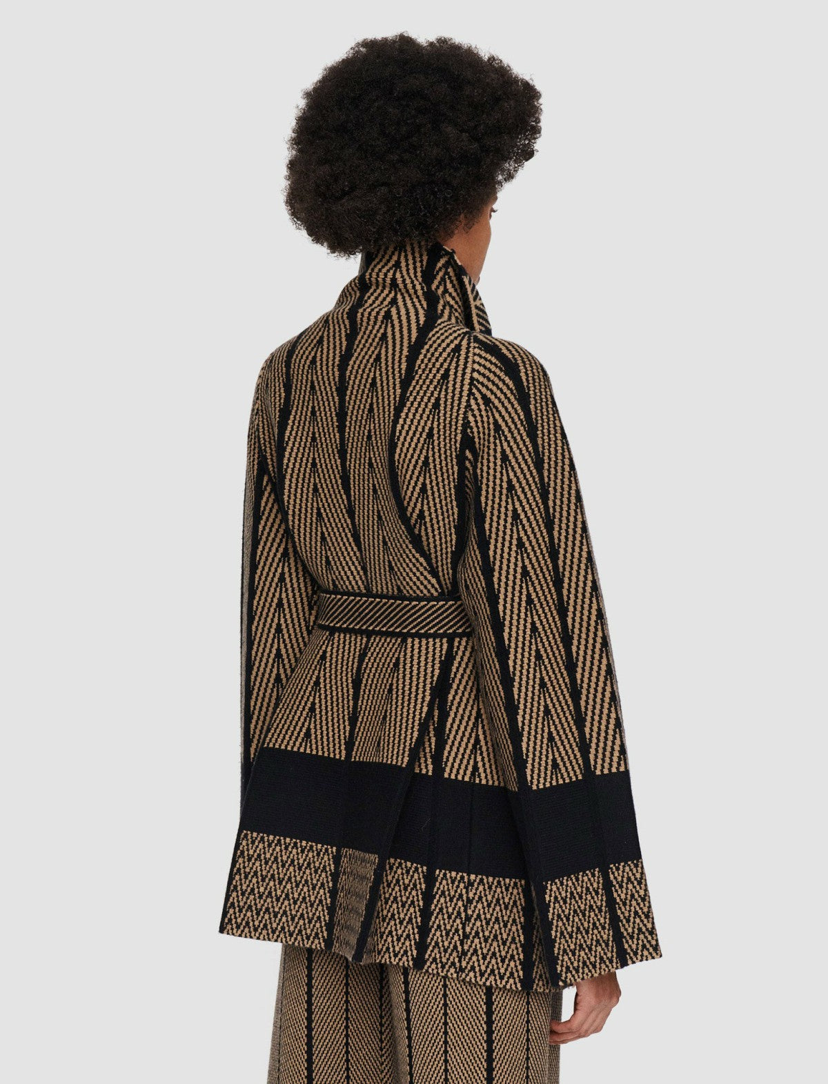 JOSEPH Fashion Women Chevron Jacquard Knitted Jacket Black/Oak
