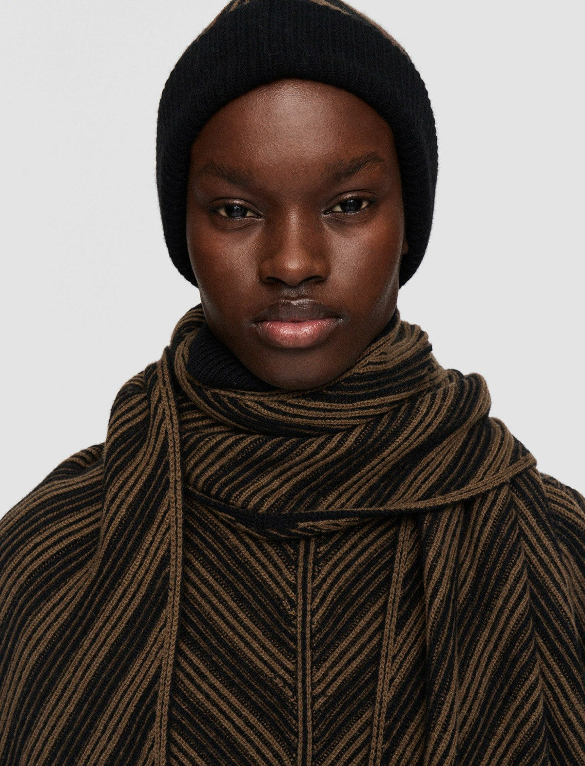 JOSEPH Fashion Women Chevron Ribbed Scarf Arabica/Black