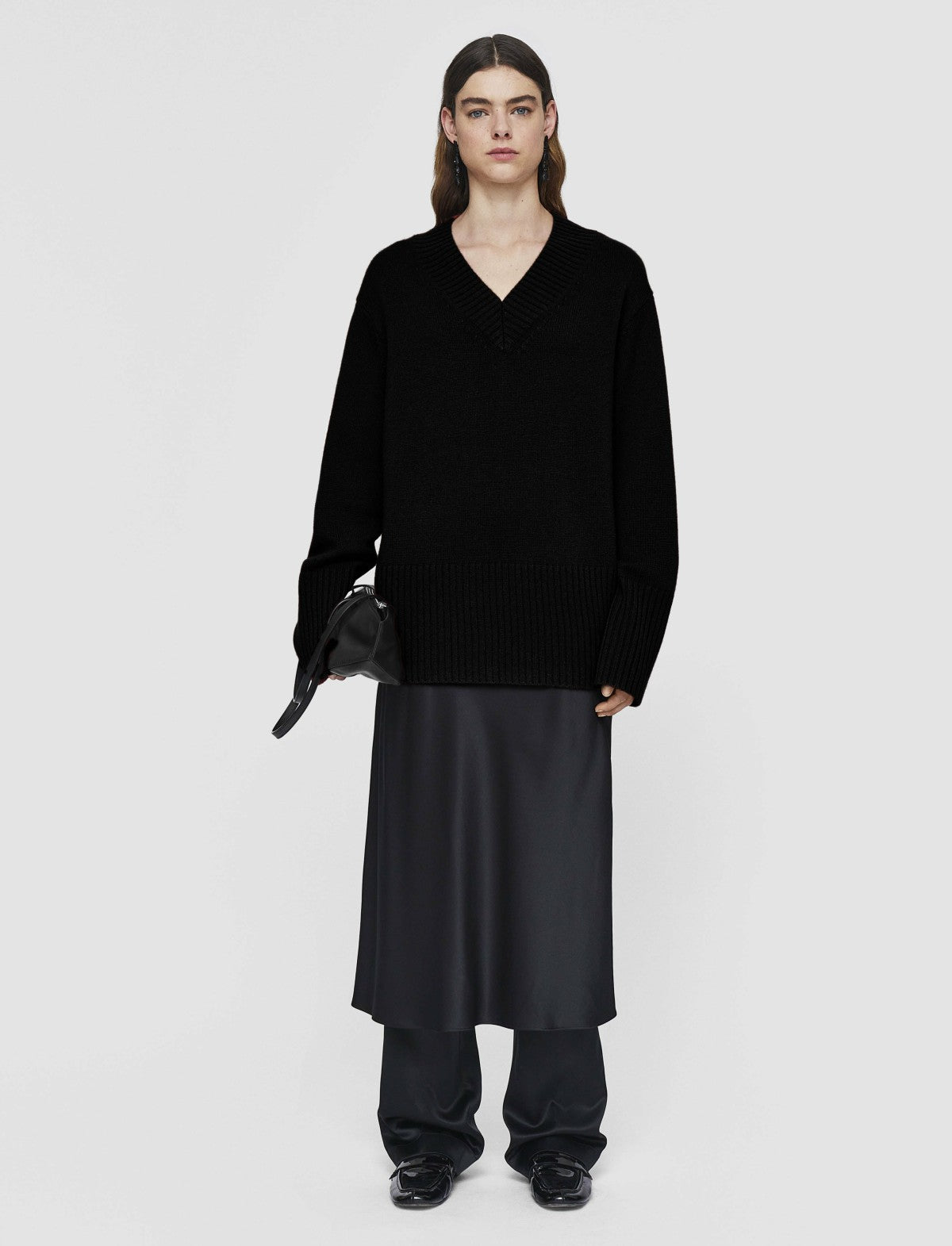 JOSEPH Fashion Women Luxe Cashmere V Neck Jumper Black