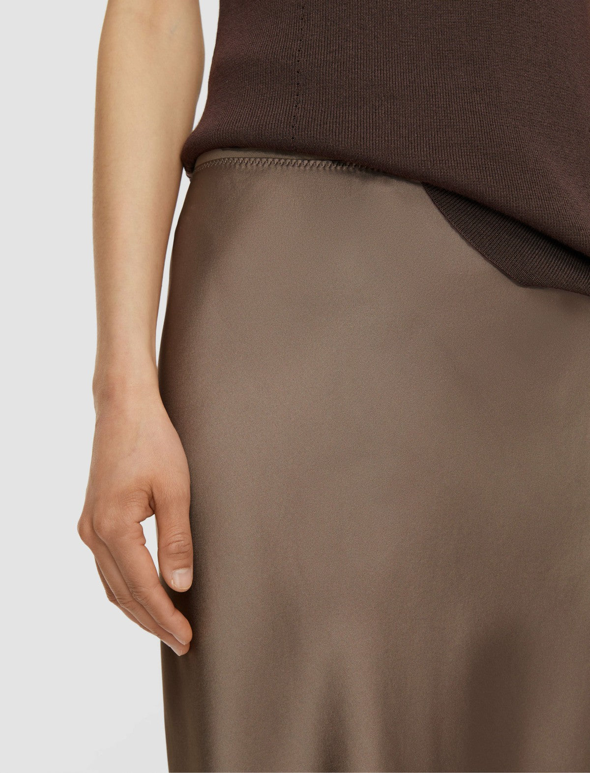 JOSEPH Fashion Women Isaak Silk Satin Skirt Escargot