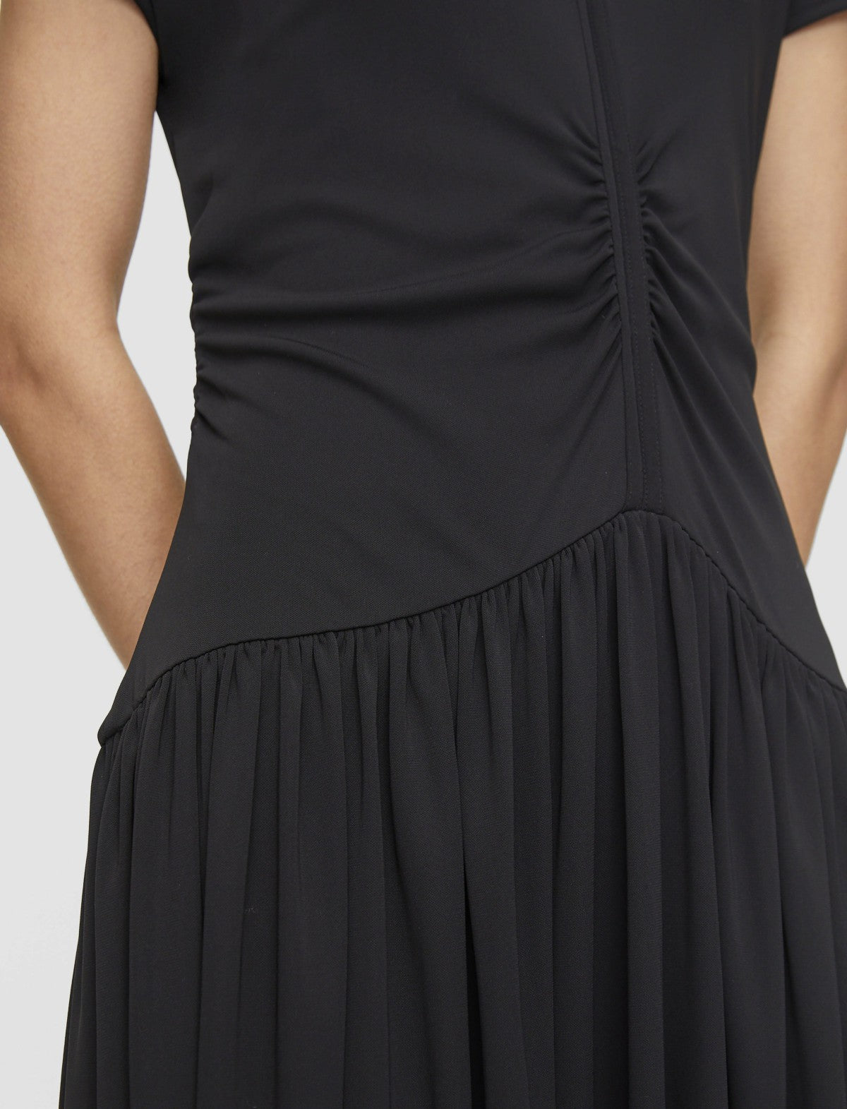 JOSEPH Fashion Women Isaure Crepe Jersey Dress Black