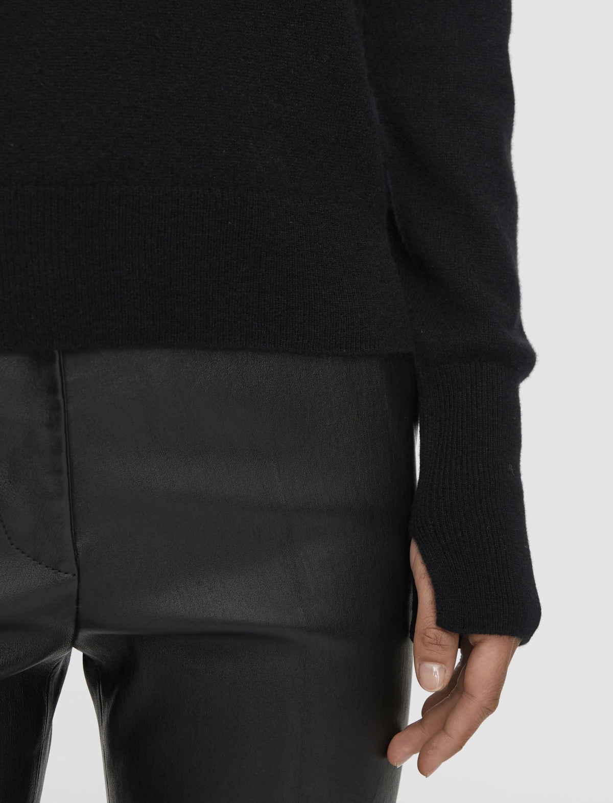 JOSEPH Fashion Women Light Pure Cashmere Round Neck Jumper Black